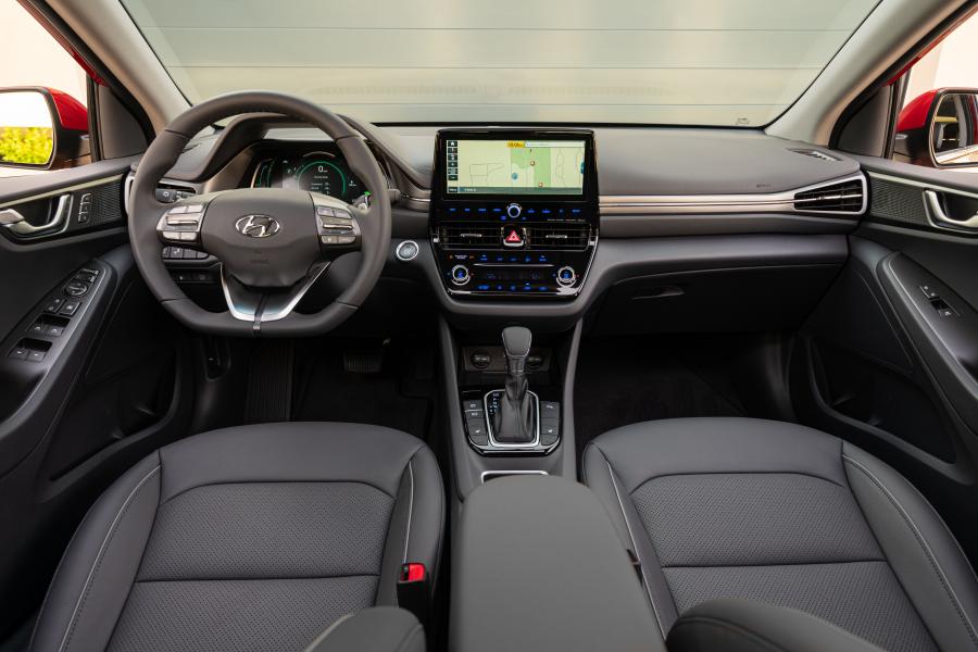 Торпедо Hyundai IONIQ hybrid (AE) 2019 года  (NA) (фото 18 из 20)